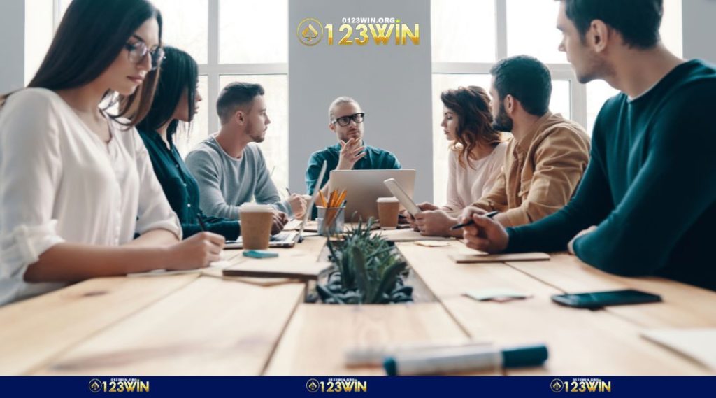 Đội ngũ nhân sự 123win tài giỏi, nhiệt tình, cống hiến